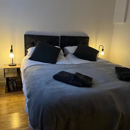 Cozy 1 Bedroom Basement Flat London Exterior photo